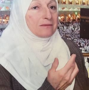 Meet your Posher, Salwa